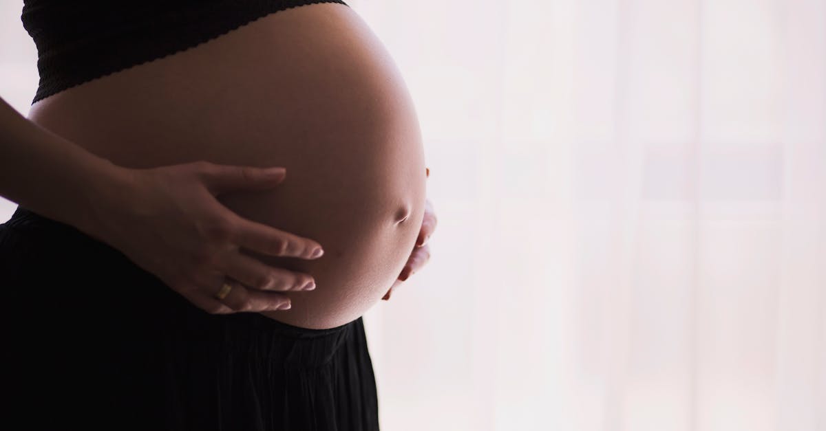 découvrez tout ce que vous devez savoir sur la grossesse : des conseils pour une maternité épanouie, des étapes du développement du bébé, et des ressources pour les futurs parents.