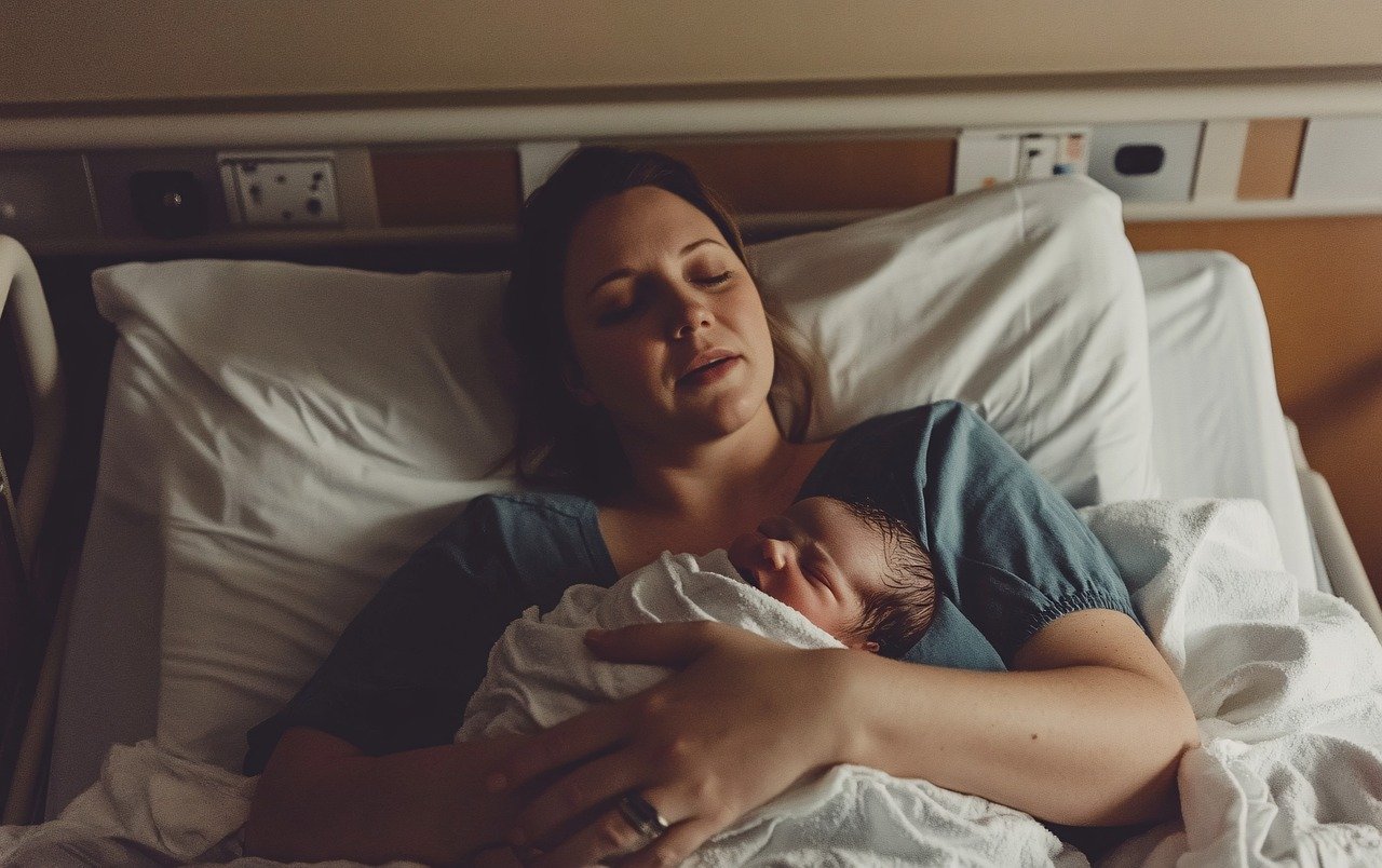 découvrez tout ce qu'il faut savoir sur le postpartum : conseils, soins et soutien pour bien vivre la période après l'accouchement.