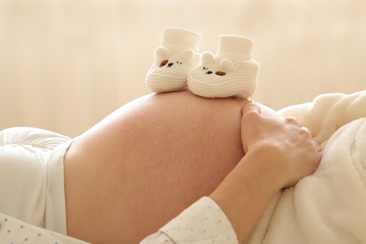découvrez les principaux symptômes de la grossesse, comment les reconnaître et les gérer dès les premières semaines pour un suivi optimal de votre santé.
