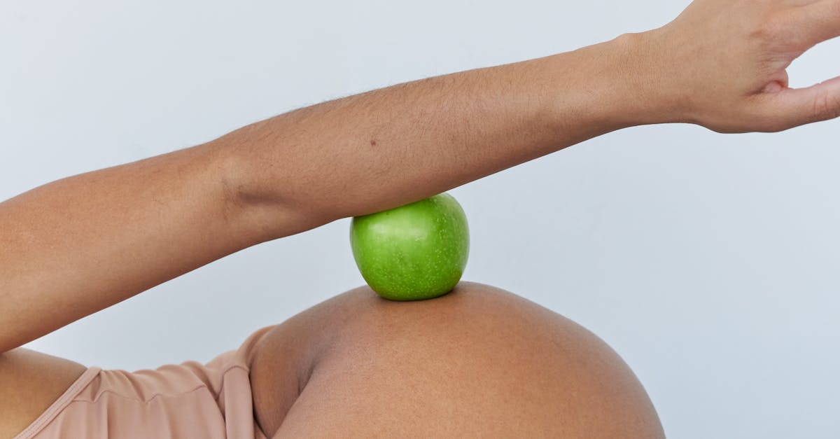 découvrez les différentes complications de la grossesse, leurs symptômes, leurs causes et les options de traitement pour assurer une grossesse en santé.