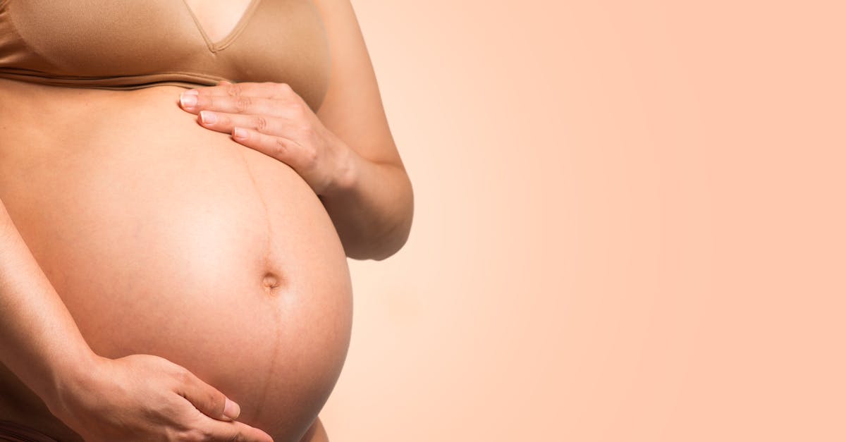 découvrez notre guide complet sur la maternité, offrant des conseils essentiels pour les futures mamans, des informations sur la grossesse, la préparation à l'accouchement et les premiers soins à apporter à votre bébé.