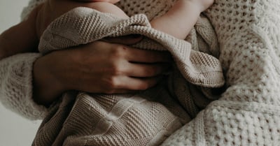 Conseils de grand-mère pour une maternité sereine et épanouissante